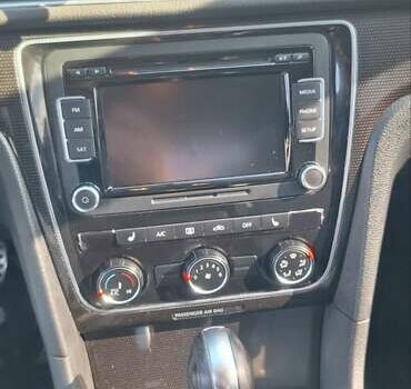 Білий Фольксваген Пассат, об'ємом двигуна 1.8 л та пробігом 177 тис. км за 11000 $, фото 7 на Automoto.ua