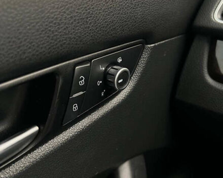 Білий Фольксваген Пассат, об'ємом двигуна 2 л та пробігом 234 тис. км за 13499 $, фото 16 на Automoto.ua