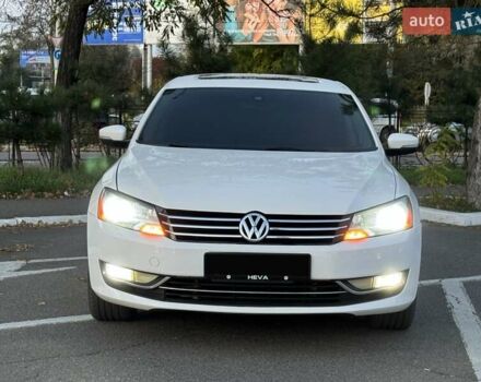 Белый Фольксваген Пассат, объемом двигателя 1.8 л и пробегом 180 тыс. км за 10999 $, фото 3 на Automoto.ua