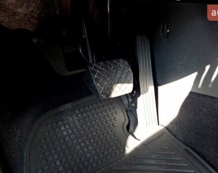 Белый Фольксваген Пассат, объемом двигателя 1.8 л и пробегом 136 тыс. км за 9999 $, фото 19 на Automoto.ua