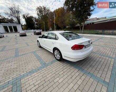 Белый Фольксваген Пассат, объемом двигателя 2 л и пробегом 242 тыс. км за 11500 $, фото 15 на Automoto.ua