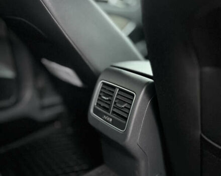 Белый Фольксваген Пассат, объемом двигателя 1.8 л и пробегом 169 тыс. км за 11900 $, фото 15 на Automoto.ua