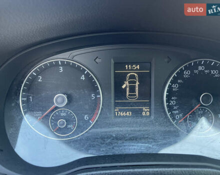 Белый Фольксваген Пассат, объемом двигателя 1.97 л и пробегом 176 тыс. км за 12850 $, фото 7 на Automoto.ua