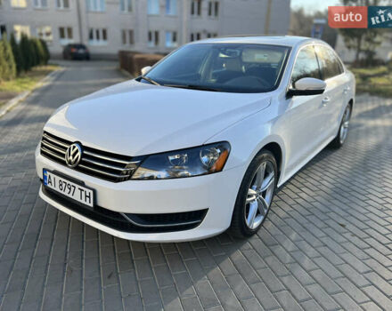 Белый Фольксваген Пассат, объемом двигателя 1.8 л и пробегом 123 тыс. км за 11000 $, фото 3 на Automoto.ua