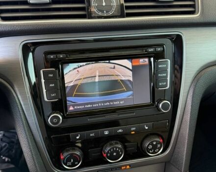 Белый Фольксваген Пассат, объемом двигателя 1.8 л и пробегом 210 тыс. км за 10999 $, фото 15 на Automoto.ua