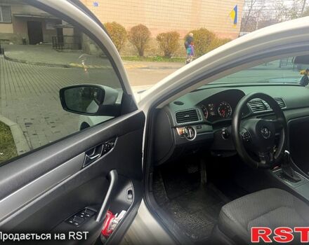 Белый Фольксваген Пассат, объемом двигателя 2.5 л и пробегом 181 тыс. км за 10000 $, фото 8 на Automoto.ua