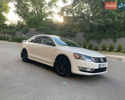 Белый Фольксваген Пассат, объемом двигателя 1.8 л и пробегом 157 тыс. км за 10800 $, фото 4 на Automoto.ua