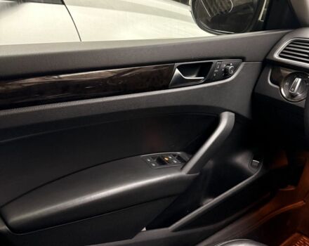 Белый Фольксваген Пассат, объемом двигателя 2 л и пробегом 168 тыс. км за 13000 $, фото 11 на Automoto.ua