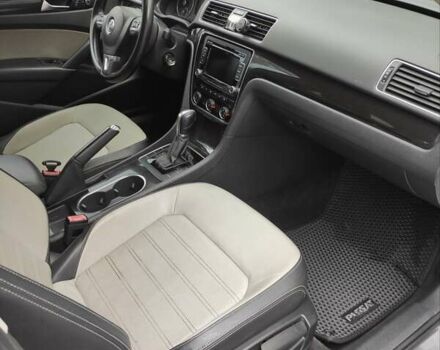 Белый Фольксваген Пассат, объемом двигателя 1.8 л и пробегом 283 тыс. км за 9700 $, фото 11 на Automoto.ua