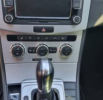 Белый Фольксваген Пассат, объемом двигателя 1.8 л и пробегом 153 тыс. км за 12100 $, фото 11 на Automoto.ua