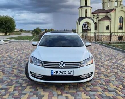 Білий Фольксваген Пассат, об'ємом двигуна 2 л та пробігом 160 тис. км за 11800 $, фото 3 на Automoto.ua