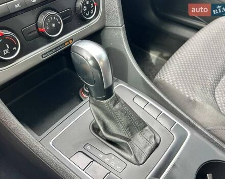 Белый Фольксваген Пассат, объемом двигателя 1.8 л и пробегом 212 тыс. км за 9700 $, фото 20 на Automoto.ua