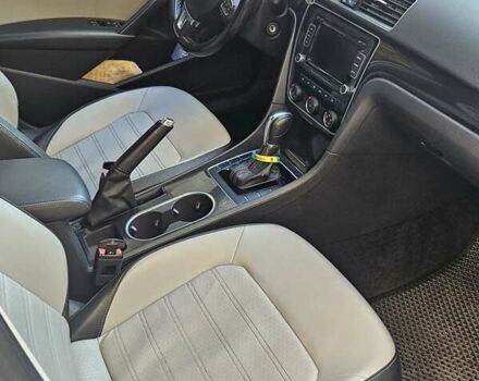 Белый Фольксваген Пассат, объемом двигателя 1.8 л и пробегом 193 тыс. км за 11200 $, фото 18 на Automoto.ua