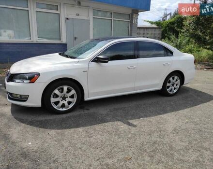 Белый Фольксваген Пассат, объемом двигателя 1.8 л и пробегом 283 тыс. км за 9700 $, фото 9 на Automoto.ua