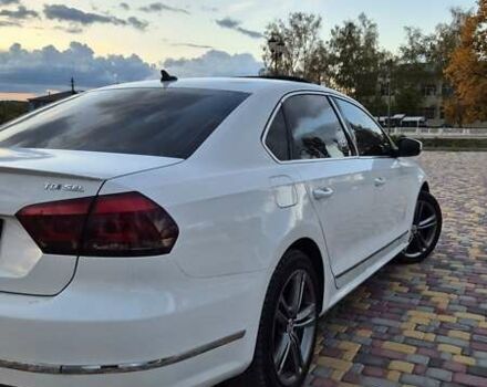 Білий Фольксваген Пассат, об'ємом двигуна 2 л та пробігом 160 тис. км за 11800 $, фото 5 на Automoto.ua