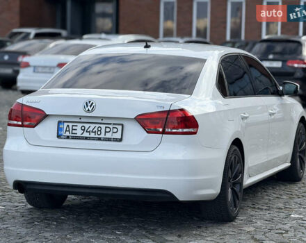 Білий Фольксваген Пассат, об'ємом двигуна 1.8 л та пробігом 182 тис. км за 8899 $, фото 7 на Automoto.ua