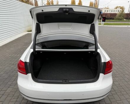 Белый Фольксваген Пассат, объемом двигателя 2 л и пробегом 115 тыс. км за 13200 $, фото 19 на Automoto.ua