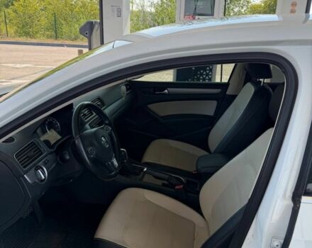 Белый Фольксваген Пассат, объемом двигателя 1.8 л и пробегом 210 тыс. км за 10999 $, фото 9 на Automoto.ua