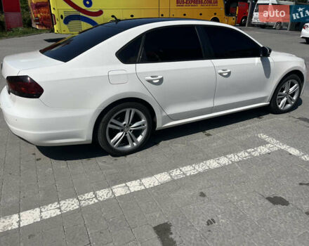 Белый Фольксваген Пассат, объемом двигателя 2.47 л и пробегом 184 тыс. км за 9500 $, фото 3 на Automoto.ua