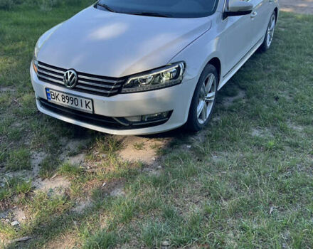 Белый Фольксваген Пассат, объемом двигателя 2 л и пробегом 197 тыс. км за 13200 $, фото 17 на Automoto.ua