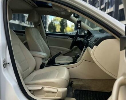 Белый Фольксваген Пассат, объемом двигателя 1.97 л и пробегом 280 тыс. км за 10600 $, фото 23 на Automoto.ua