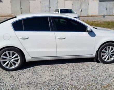 Белый Фольксваген Пассат, объемом двигателя 1.8 л и пробегом 153 тыс. км за 12100 $, фото 1 на Automoto.ua