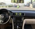 Білий Фольксваген Пассат, об'ємом двигуна 2 л та пробігом 277 тис. км за 10500 $, фото 27 на Automoto.ua