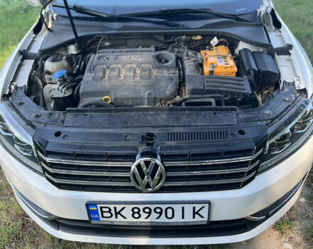 Белый Фольксваген Пассат, объемом двигателя 2 л и пробегом 197 тыс. км за 13200 $, фото 21 на Automoto.ua