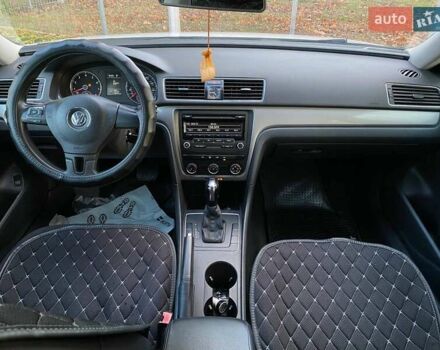 Белый Фольксваген Пассат, объемом двигателя 1.8 л и пробегом 192 тыс. км за 9900 $, фото 13 на Automoto.ua