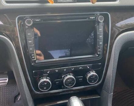 Белый Фольксваген Пассат, объемом двигателя 2 л и пробегом 267 тыс. км за 13500 $, фото 7 на Automoto.ua