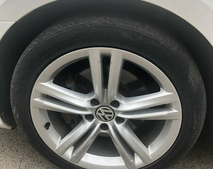 Белый Фольксваген Пассат, объемом двигателя 1.8 л и пробегом 132 тыс. км за 13000 $, фото 10 на Automoto.ua