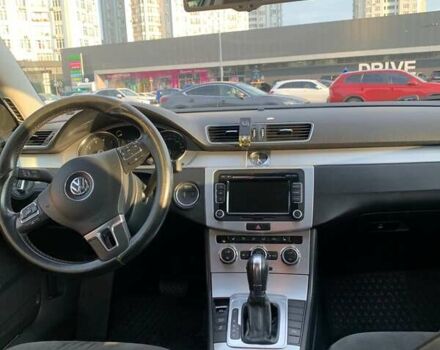 Белый Фольксваген Пассат, объемом двигателя 1.8 л и пробегом 192 тыс. км за 12000 $, фото 9 на Automoto.ua