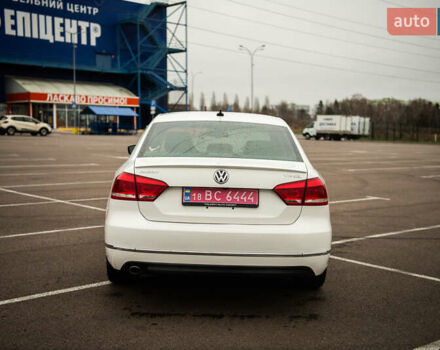 Білий Фольксваген Пассат, об'ємом двигуна 2 л та пробігом 205 тис. км за 12999 $, фото 3 на Automoto.ua