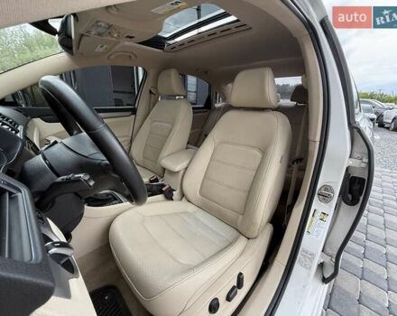 Белый Фольксваген Пассат, объемом двигателя 1.8 л и пробегом 204 тыс. км за 9900 $, фото 44 на Automoto.ua