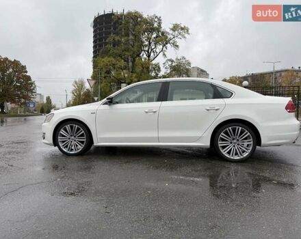 Белый Фольксваген Пассат, объемом двигателя 1.8 л и пробегом 128 тыс. км за 12499 $, фото 1 на Automoto.ua