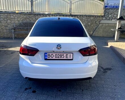 Белый Фольксваген Пассат, объемом двигателя 2.5 л и пробегом 181 тыс. км за 10000 $, фото 4 на Automoto.ua