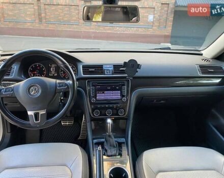 Белый Фольксваген Пассат, объемом двигателя 1.8 л и пробегом 157 тыс. км за 10800 $, фото 6 на Automoto.ua