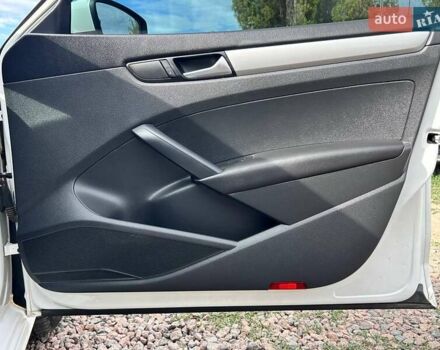 Белый Фольксваген Пассат, объемом двигателя 1.8 л и пробегом 212 тыс. км за 9700 $, фото 25 на Automoto.ua