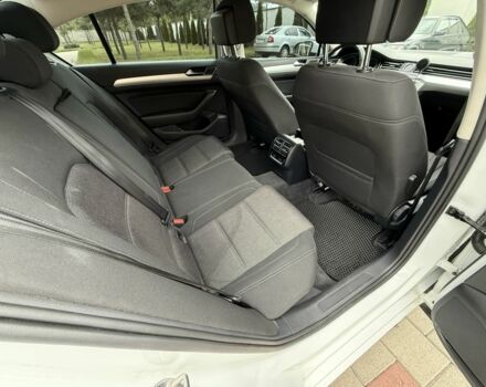 Белый Фольксваген Пассат, объемом двигателя 0 л и пробегом 173 тыс. км за 17999 $, фото 18 на Automoto.ua