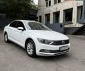 Белый Фольксваген Пассат, объемом двигателя 1.8 л и пробегом 142 тыс. км за 16690 $, фото 3 на Automoto.ua