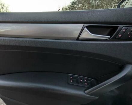 Білий Фольксваген Пассат, об'ємом двигуна 1.8 л та пробігом 190 тис. км за 9500 $, фото 23 на Automoto.ua