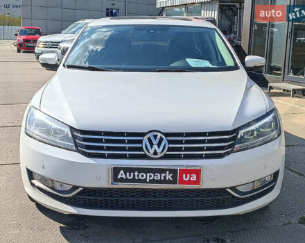 Белый Фольксваген Пассат, объемом двигателя 2 л и пробегом 232 тыс. км за 10990 $, фото 1 на Automoto.ua