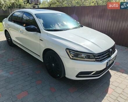 Белый Фольксваген Пассат, объемом двигателя 1.8 л и пробегом 143 тыс. км за 14000 $, фото 8 на Automoto.ua