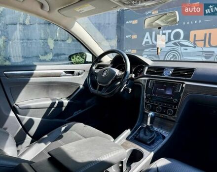 Белый Фольксваген Пассат, объемом двигателя 1.8 л и пробегом 136 тыс. км за 12900 $, фото 12 на Automoto.ua