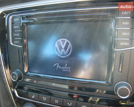 Белый Фольксваген Пассат, объемом двигателя 1.8 л и пробегом 123 тыс. км за 16000 $, фото 113 на Automoto.ua