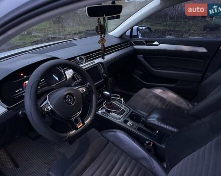 Белый Фольксваген Пассат, объемом двигателя 1.97 л и пробегом 310 тыс. км за 16500 $, фото 4 на Automoto.ua