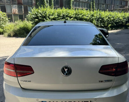 Белый Фольксваген Пассат, объемом двигателя 1.8 л и пробегом 225 тыс. км за 16500 $, фото 2 на Automoto.ua