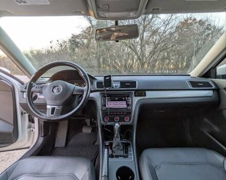 Білий Фольксваген Пассат, об'ємом двигуна 1.8 л та пробігом 190 тис. км за 9500 $, фото 20 на Automoto.ua