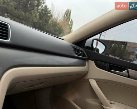 Білий Фольксваген Пассат, об'ємом двигуна 1.8 л та пробігом 148 тис. км за 10300 $, фото 20 на Automoto.ua