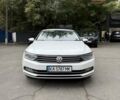 Белый Фольксваген Пассат, объемом двигателя 1.8 л и пробегом 142 тыс. км за 16690 $, фото 1 на Automoto.ua